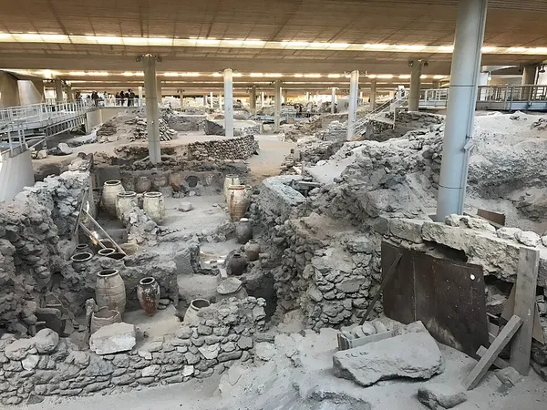 Akrotiri (prehistoric city)