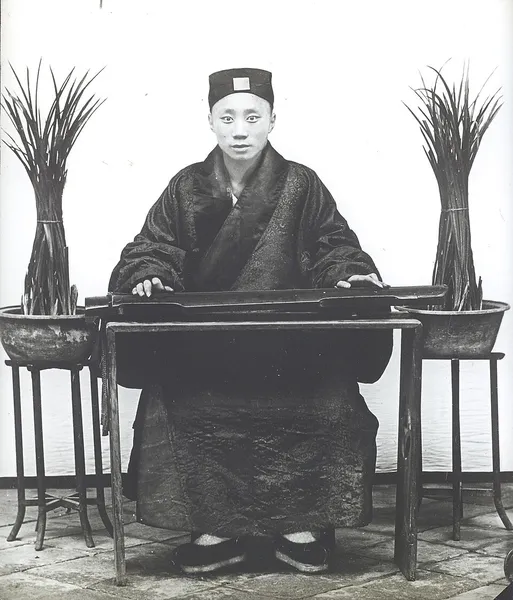 Chinese clothing