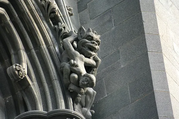 Grotesque (architecture)