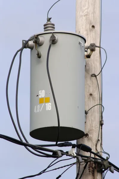 Distribution transformer