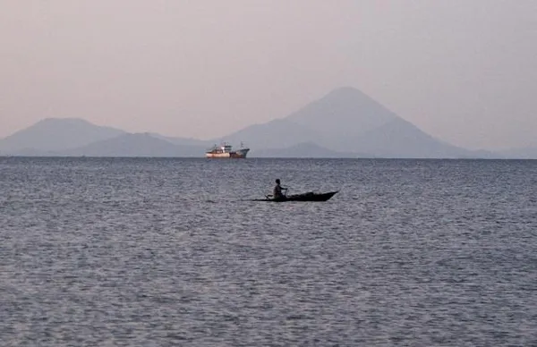 Bola (volcano)