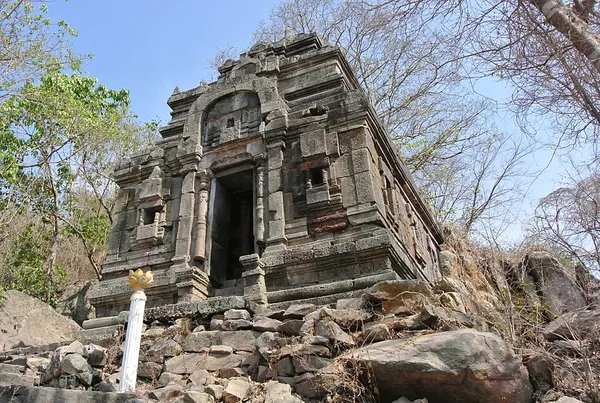 Angkor Borei and Phnom Da