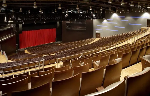 Badminton Theater