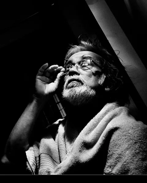 Anwar Hossain (photographer)