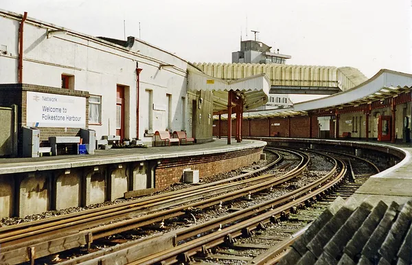 Folkestone Harbour railway station
