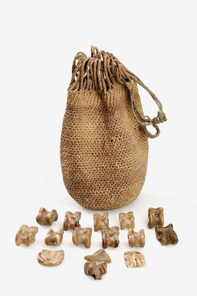 African divination