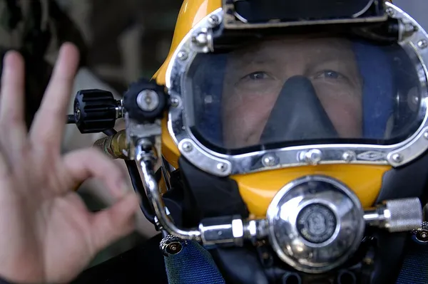 Diver communications