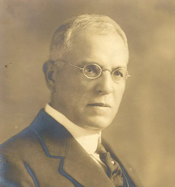 Arturo Salazar Valencia