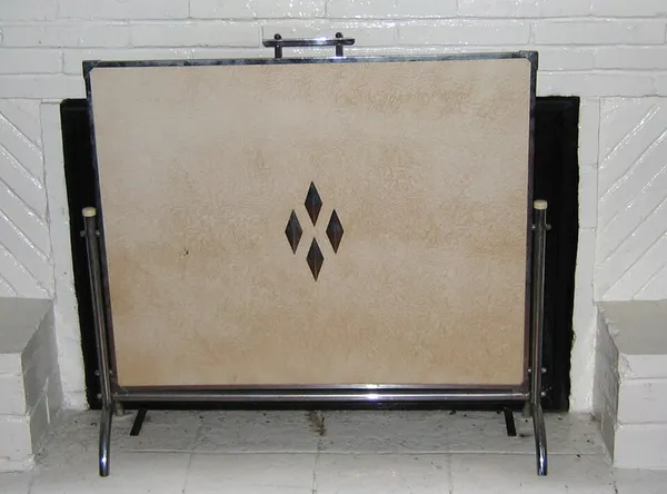 Fire screen