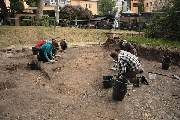 Community archaeology