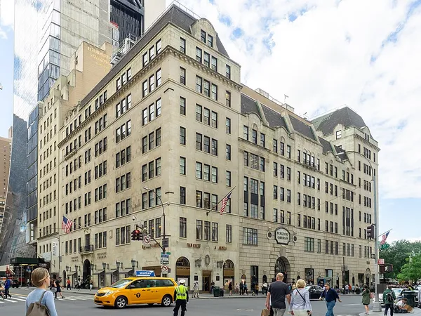 Bergdorf Goodman Building