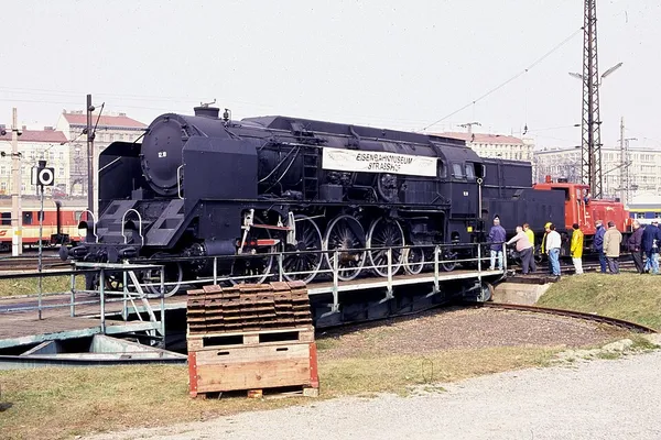 BBÖ 214