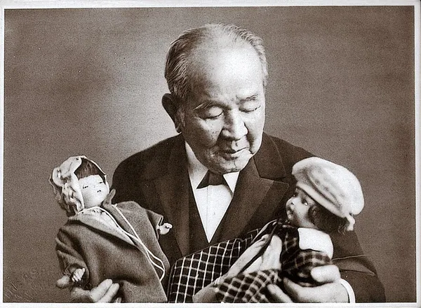 Friendship dolls