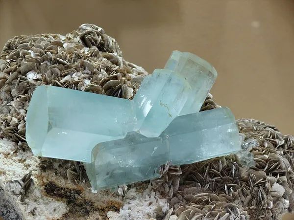 Aquamarine (gem)