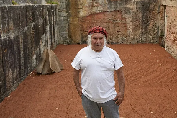 Djon Mundine