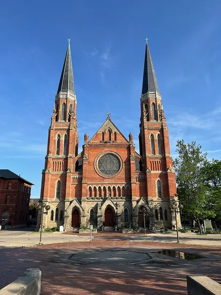 Basilica of Sainte Anne de Détroit