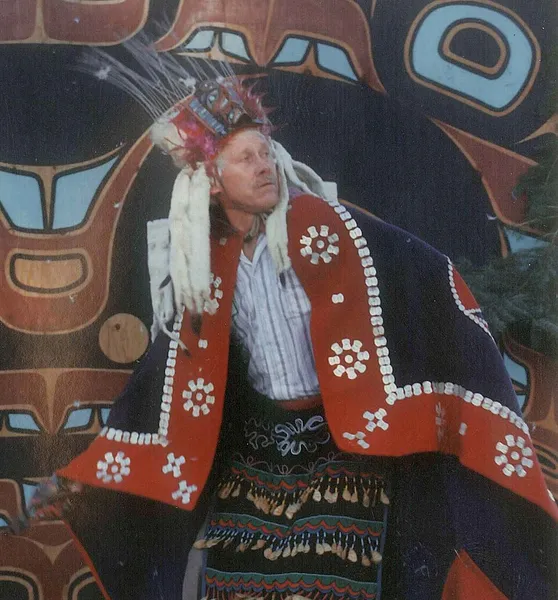 Bill Holm (art historian)
