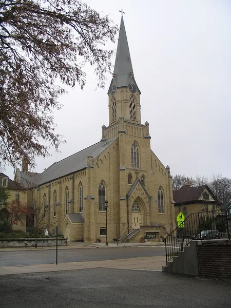 Guardian Angels Church (Chaska, Minnesota)