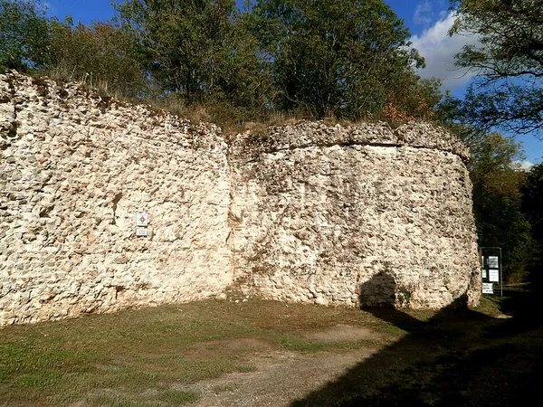 Castellum of Larçay