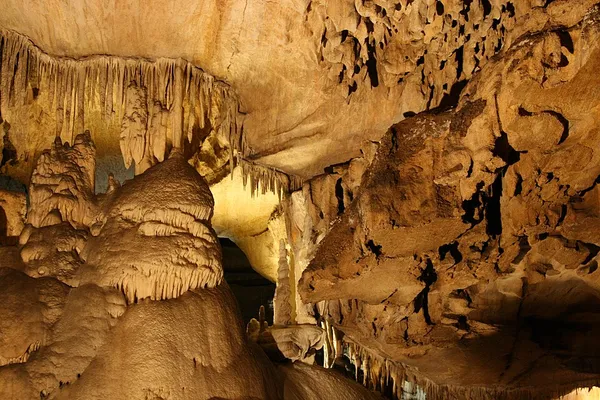 Crystal Cave (Sequoia National Park)