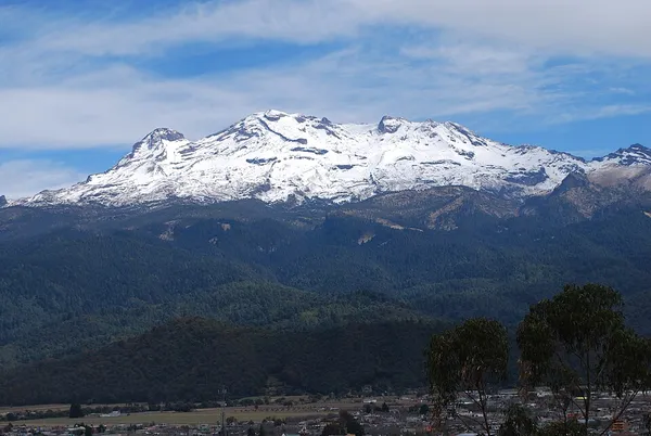 Iztaccihuatl
