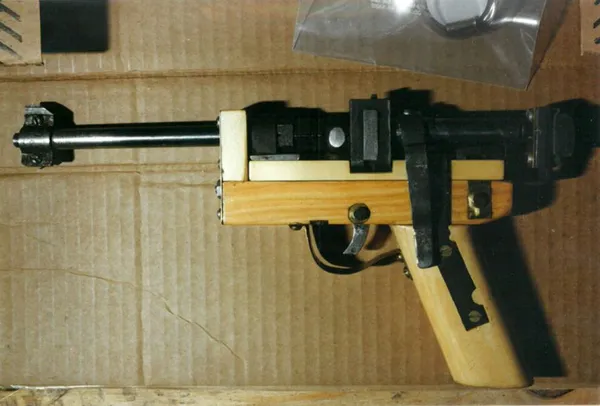 Improvised firearm